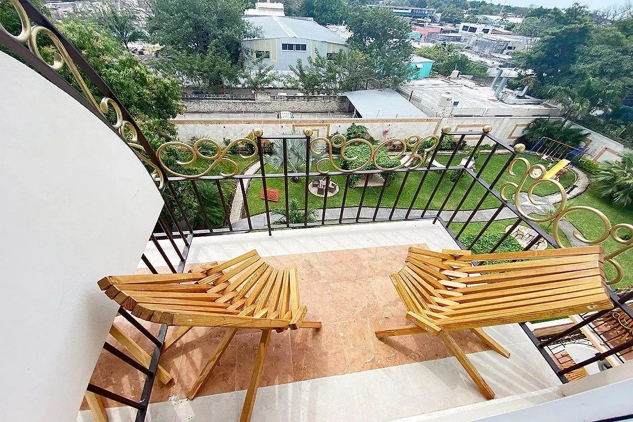 Hotel Palacio Maya Merida