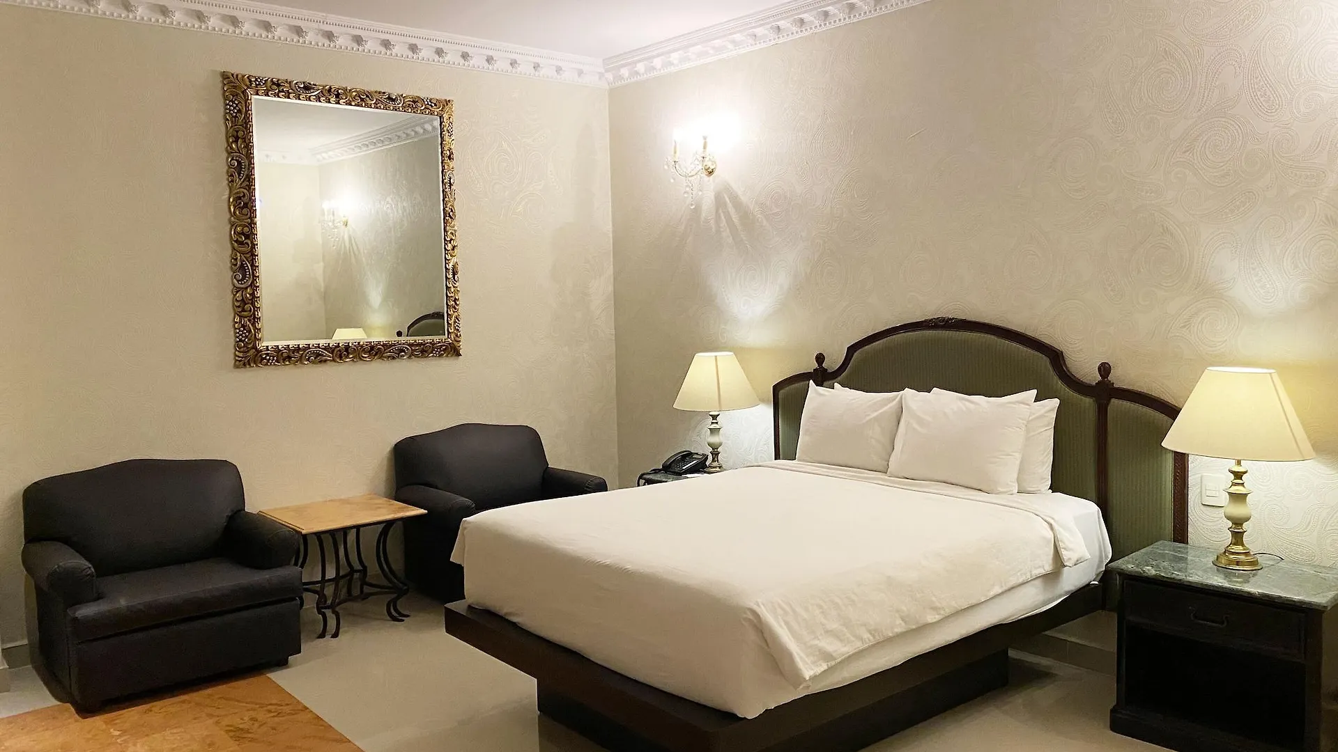 Hotel Palacio Maya Merida