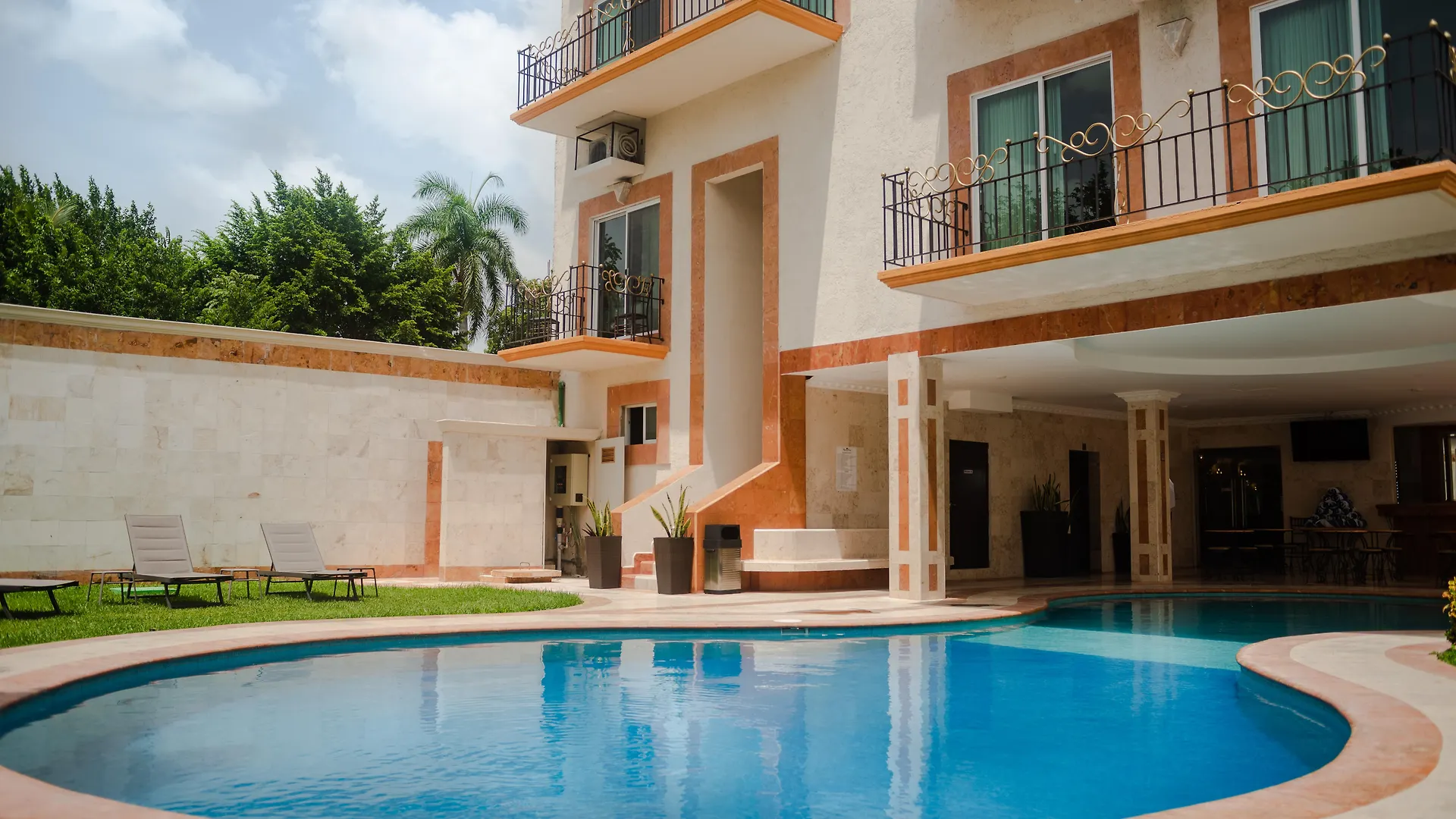 Hotel Palacio Maya Merida