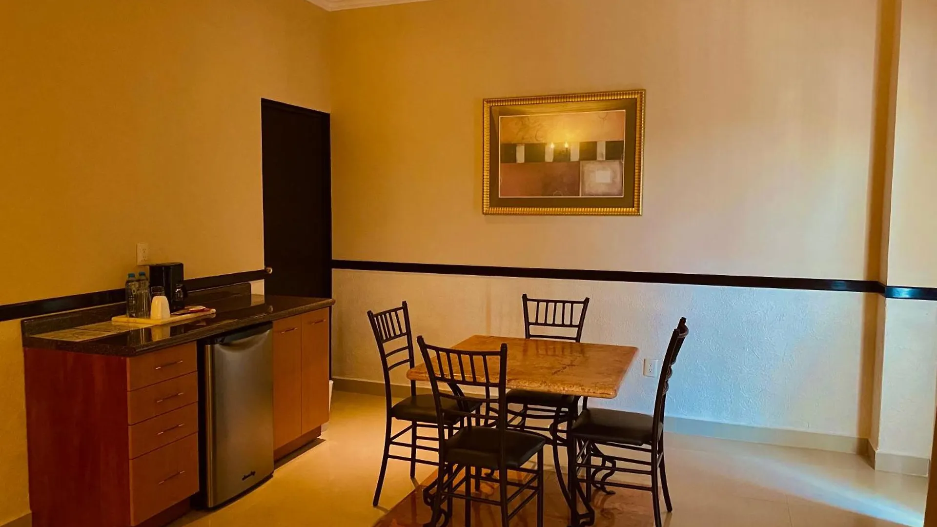 Hotel Palacio Maya Merida
