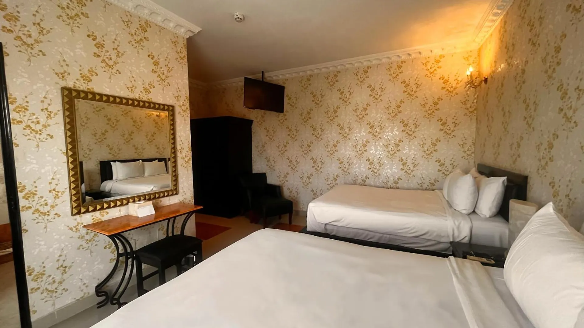 ****  Hotel Palacio Maya Merida Mexico
