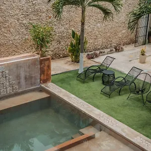 Отель Boutique La Casona By Kavia, Мерида